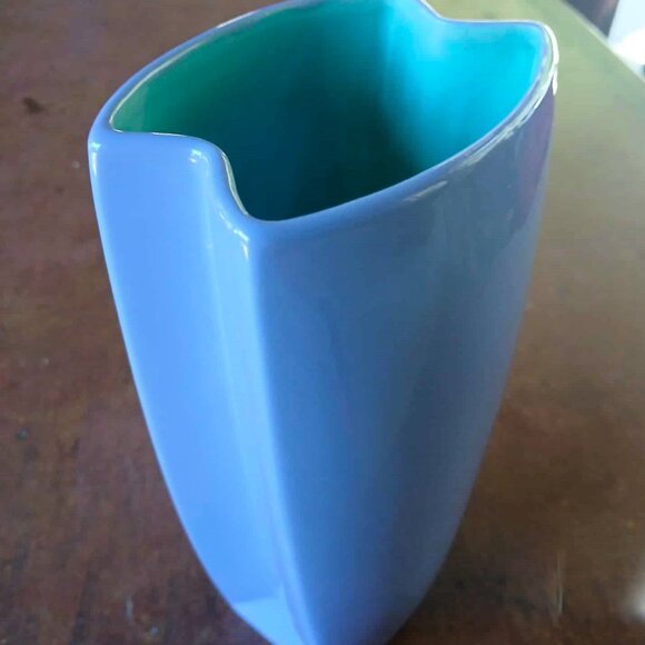 Iconic Lindt-Stymeist Colorways Post Modern Blue/Turquoise Vase - Picture 7 of 8